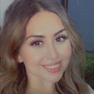 Meet your Posher, Lorena